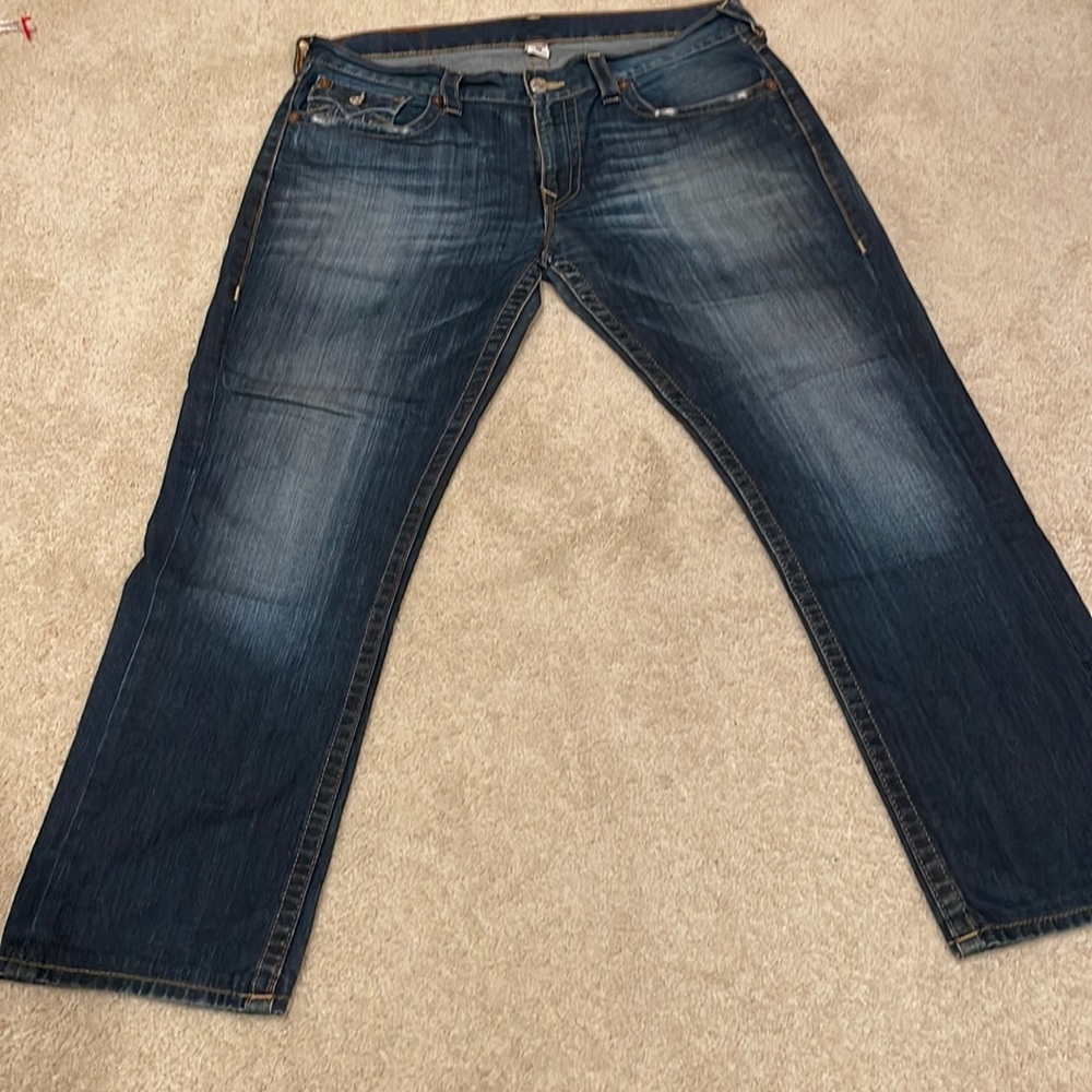 Like new, True religion, men’s jeans, waist 36 inch, dark blue